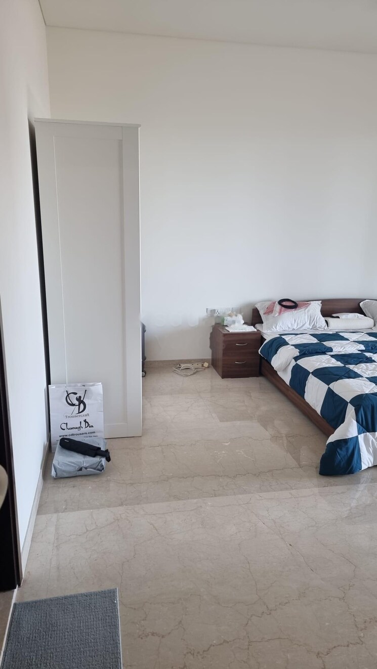  Parking, lokhandwala-minerva-mahalaxmi 4 Bedroom 2001 Sq.Ft. Apartment In Mahalaxmi Mumbai 8925874