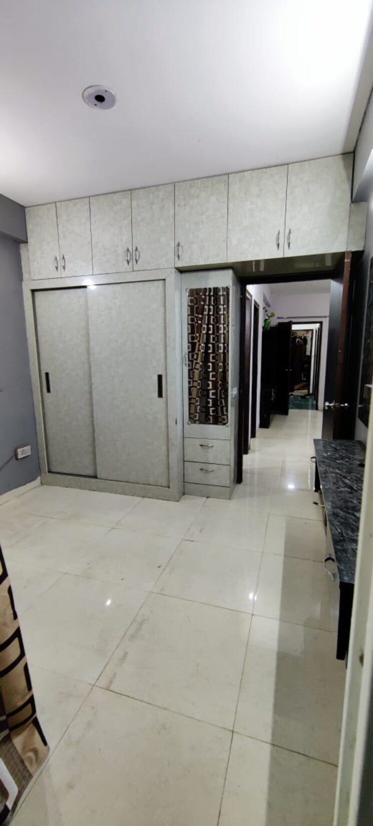Room, signature-global-grand-iva 1 Bedroom 430 Sq.Ft. Apartment In Sector 103 Gurgaon 8925889