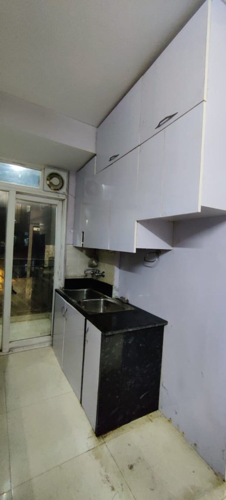 Kitchen, signature-global-grand-iva 1 Bedroom 430 Sq.Ft. Apartment In Sector 103 Gurgaon 8925889