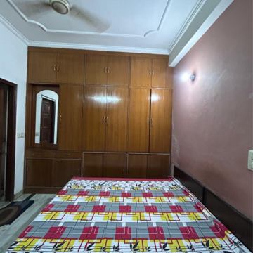 Bedroom in 3 BHK Builder Floor at Sector 56 – for Rent