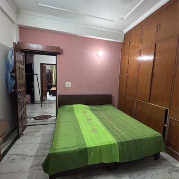 Bedroom in 3 BHK Builder Floor at Sector 56 – for Rent