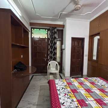 Bedroom in 3 BHK Builder Floor at Sector 56 – for Rent