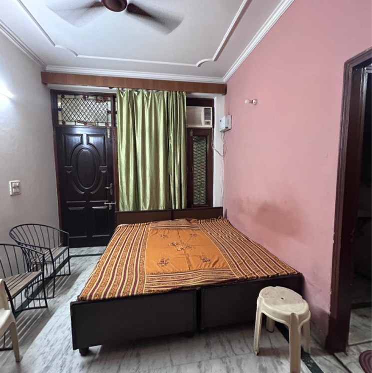 Living Room, sector 56 3 Bedroom 1500 Sq.Ft. Builder Floor In Sector 56 Gurgaon 8925908