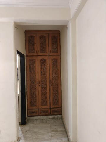 Building Lobby in 2 BHK Builder Floor at Ardee City, Sector 52 – for Rent