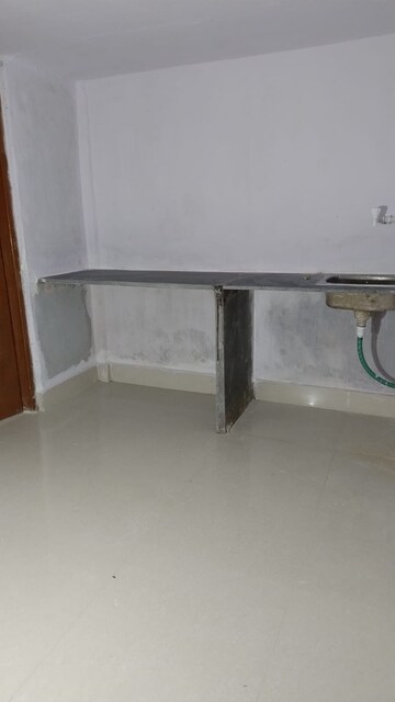 Room in 2 BHK Independent House at Doranda – for Rent