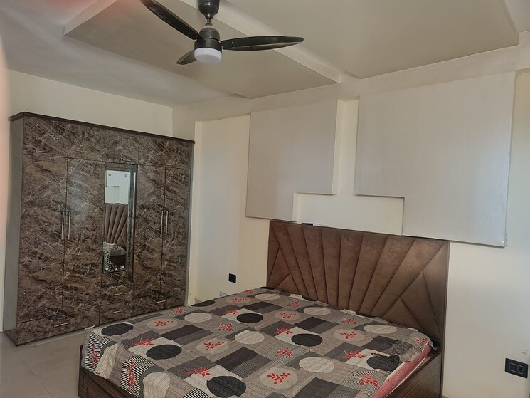 Bedroom, onyxe-paraiso 3 Bedroom 1625 Sq.Ft. Apartment In Patiala Road Zirakpur 8925995