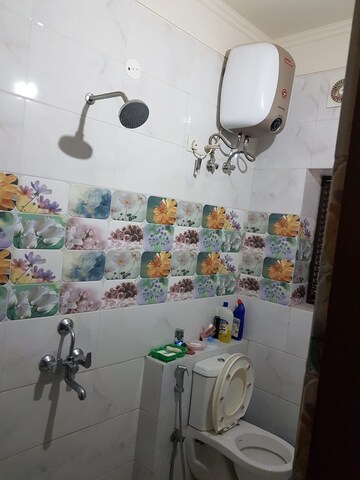 Bathroom in 1 BHK Builder Floor at Sector 31 – for Rent