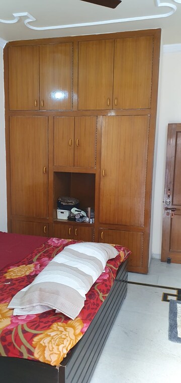 Bedroom in 1 BHK Builder Floor at Sector 31 – for Rent