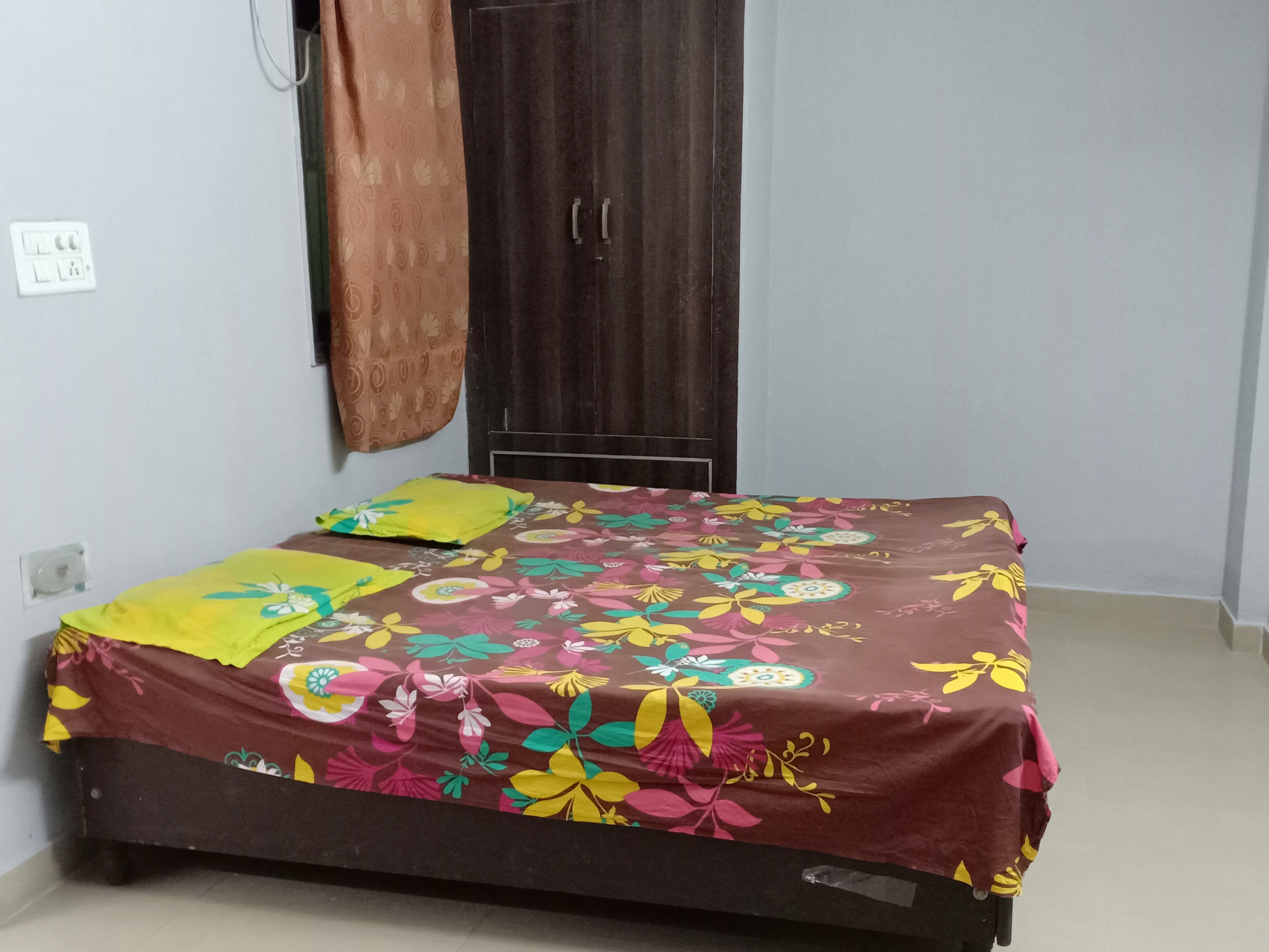 1 BHK + Pooja Room,Servant Room,Study Room,Extra Room Apartment For Rent in J Block Khirki Extension 