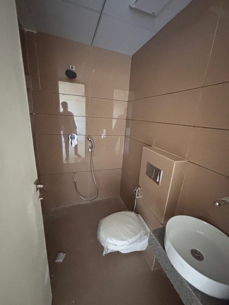 Bathroom, shela 3 Bedroom 1750 Sq.Ft. Apartment In Shela Ahmedabad 8925983