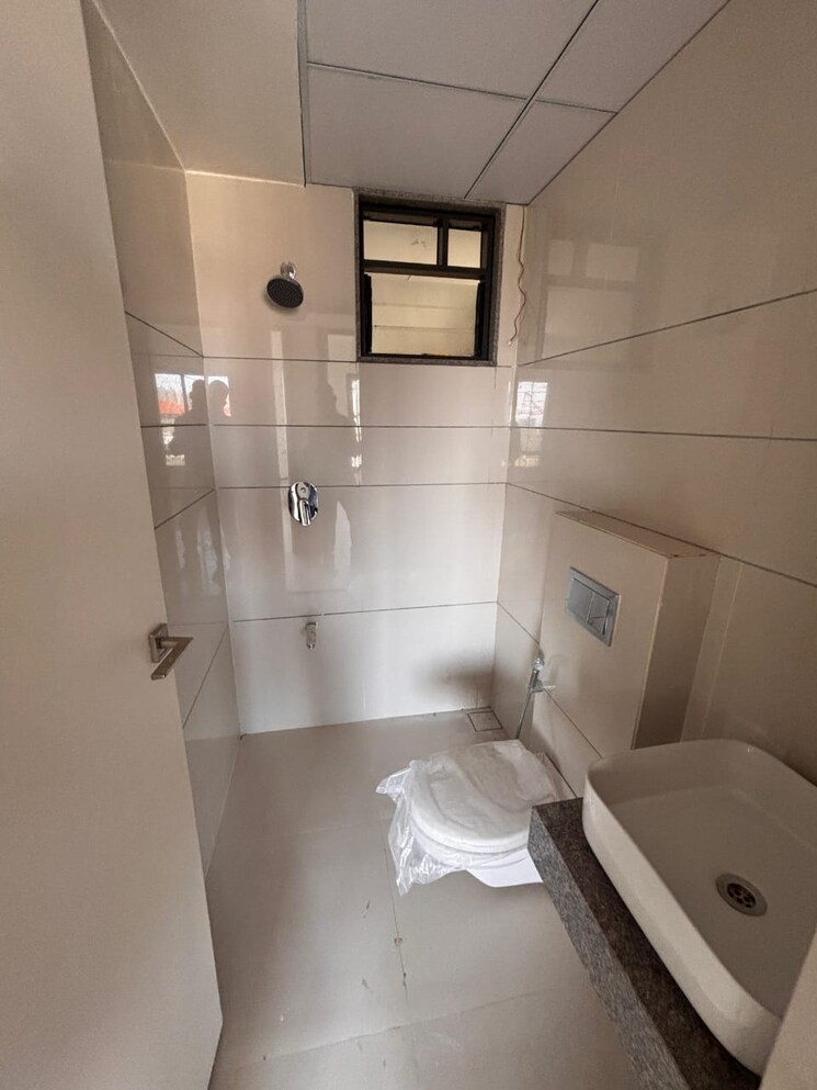 Bathroom, shela 3 Bedroom 1750 Sq.Ft. Apartment In Shela Ahmedabad 8925983