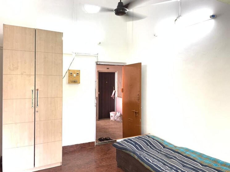 Room, suchidham-complex 1 Bedroom 400 Sq.Ft. Apartment In Goregaon East Mumbai 8926014