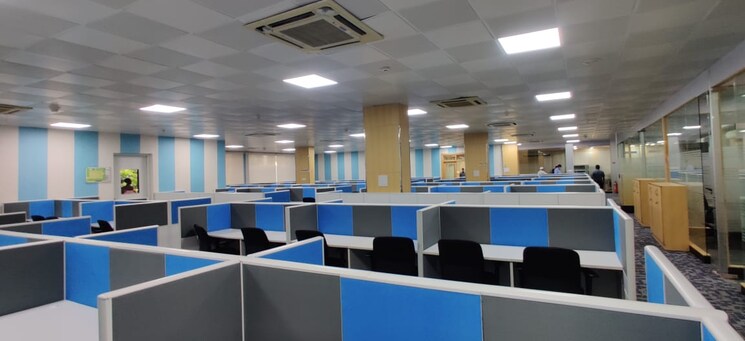 Team Area, trade-link Commercial Office Space 5000 Sq.Ft. In Lower Parel Mumbai 8926000