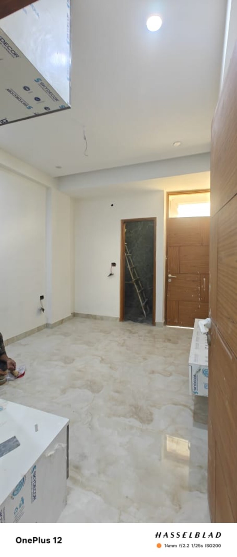 Room, sector 73 3 Bedroom 1400 Sq.Ft. Builder Floor In Sector 73 Noida 8926031