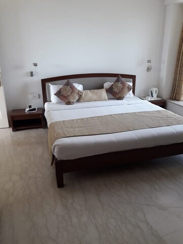 4 BHK Apartment For Rent in Gamdevi