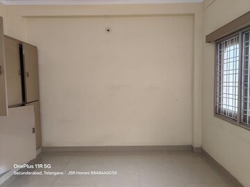 Room in 3 BHK Apartment at Sai Plaza West Marredpally, West Marredpally – for Rent