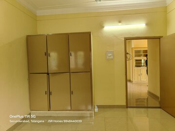 Room in 3 BHK Apartment at Sai Plaza West Marredpally, West Marredpally – for Rent