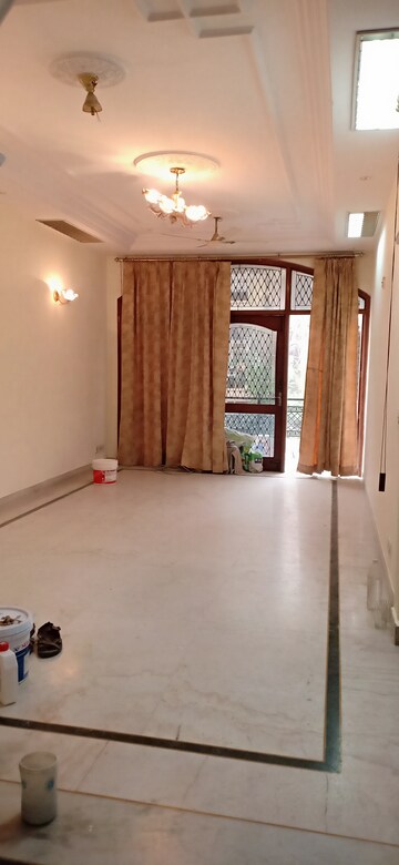 3 BHK Apartment For Rent in Shivalik Colony