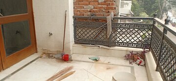 Balcony in 3 BHK Apartment at Shivalik Colony – for Rent