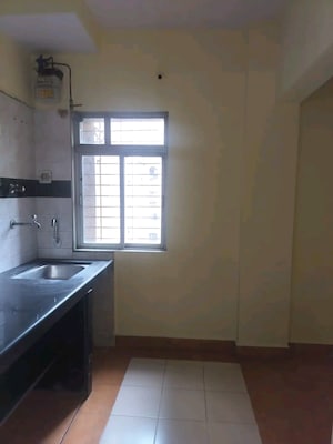 Kitchen in 1 BHK Apartment at Sheetal Apartments Nalasopara West, Nalasopara West – for Sale
