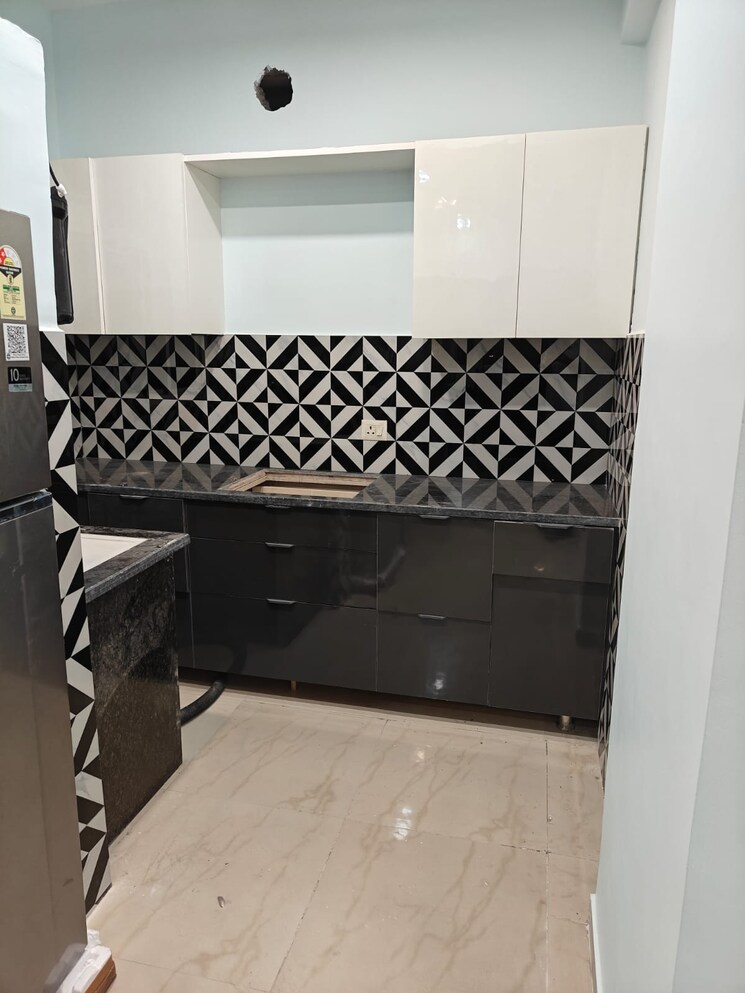 Kitchen, omaxe-new-heights 3 Bedroom 1350 Sq.Ft. Apartment In Sector 78 Faridabad 8926090