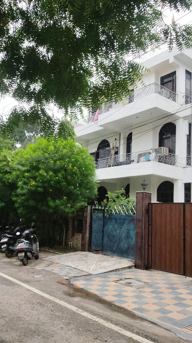 Exterior View, sector 36 6+ Bedroom 375 Sq.Ft. Villa In Sector 36 Noida 8926084