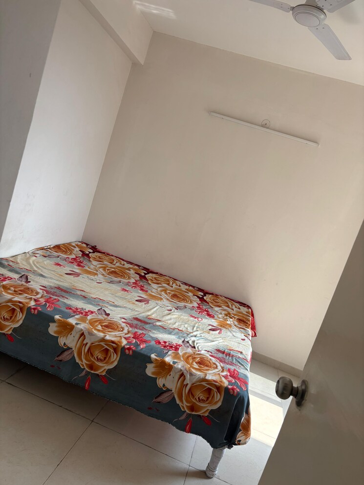 Bedroom, signature-global-the-millennia 2 Bedroom 595 Sq.Ft. Apartment In Sector 37d Gurgaon 8926101