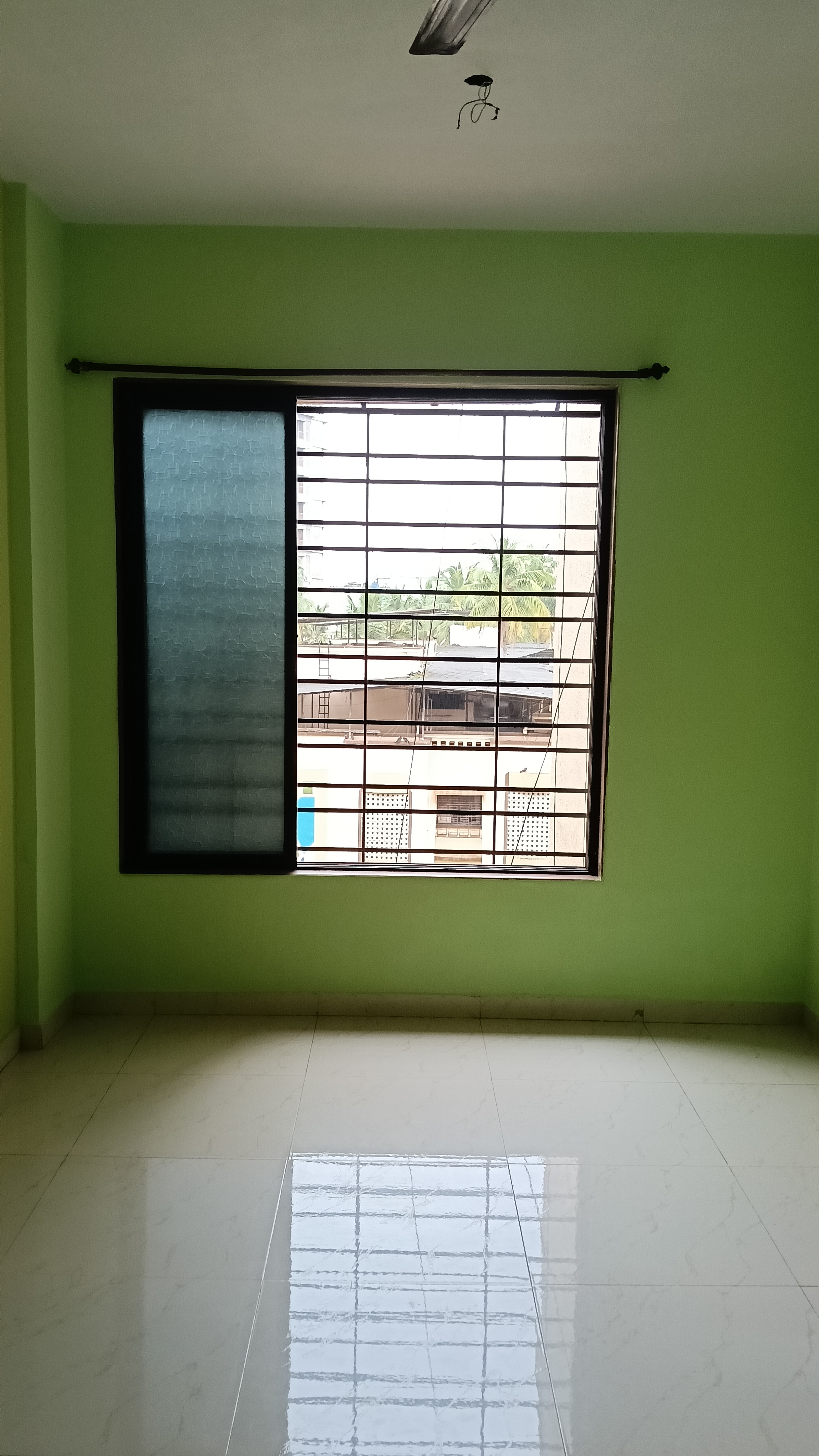 1 BHK + Extra Room Apartment For Sale in Gangeshwar Tower