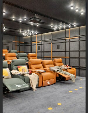 Living Room in 3 BHK Apartment at Bhoomi Celestia, Malad West – for Sale