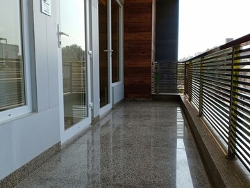Balcony in 3 BHK Apartment at Defence Colony – for Rent