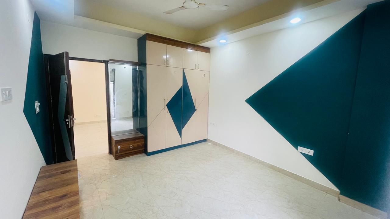 2 BHK Builder Floor For Rent in C Block 