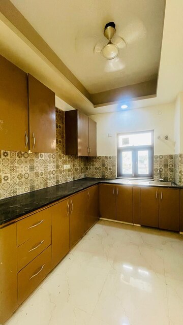 Kitchen in 2 BHK Builder Floor at Sector 46 – for Rent