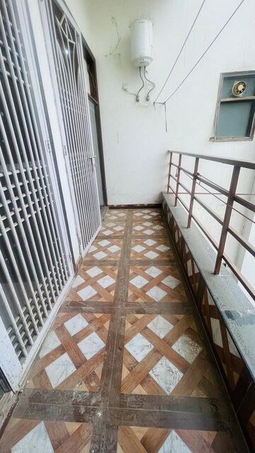 Balcony in 2 BHK Builder Floor at Sector 46 – for Rent