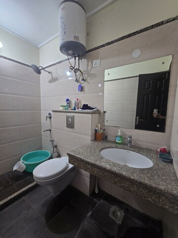 Bathroom in 5 BHK Penthouse at Mahagun Maple, Sector 50 – for Rent