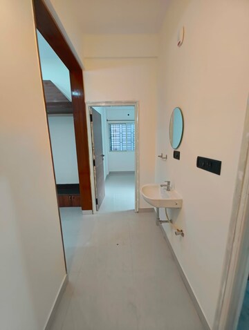 Furnished Amenities in 2 BHK Builder Floor at Indiranagar – for Rent