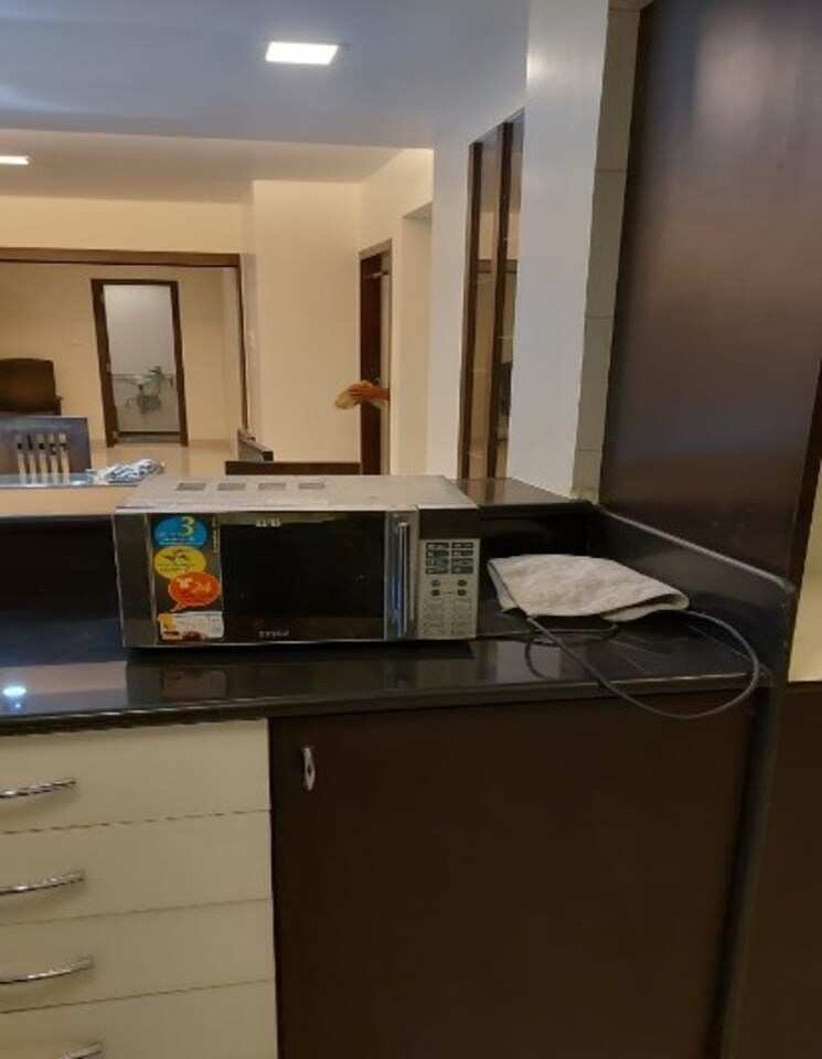 Kitchen, vile parle west 3 Bedroom 1000 Sq.Ft. Builder Floor In Vile Parle West Mumbai 8926204