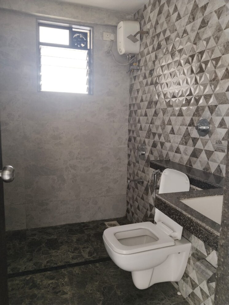 Bathroom, trishul-symphony 3 Bedroom 2035 Sq.Ft. Apartment In Kharghar Navi Mumbai 8926198