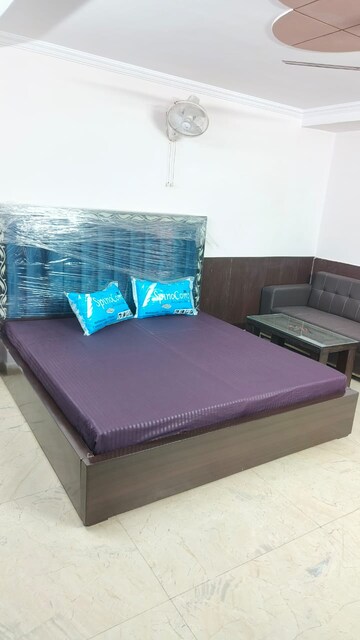 Bedroom in 1 RK Builder Floor at Subhash Nagar – for Rent