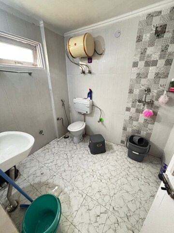 Bathroom in 2 BHK Builder Floor at DLF Star Mall, Sector 30 – for Rent