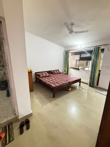 Living Room in 2 BHK Builder Floor at DLF Star Mall, Sector 30 – for Rent