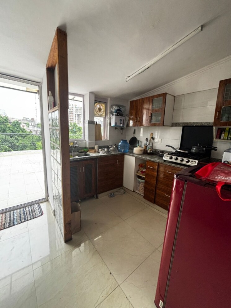 Kitchen, dlf-star-mall 2 Bedroom 900 Sq.Ft. Builder Floor In Sector 30 Gurgaon 8926230