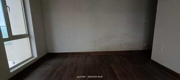 Room in 3 BHK Apartment at Arch Starwood, Chinar Park – for Sale