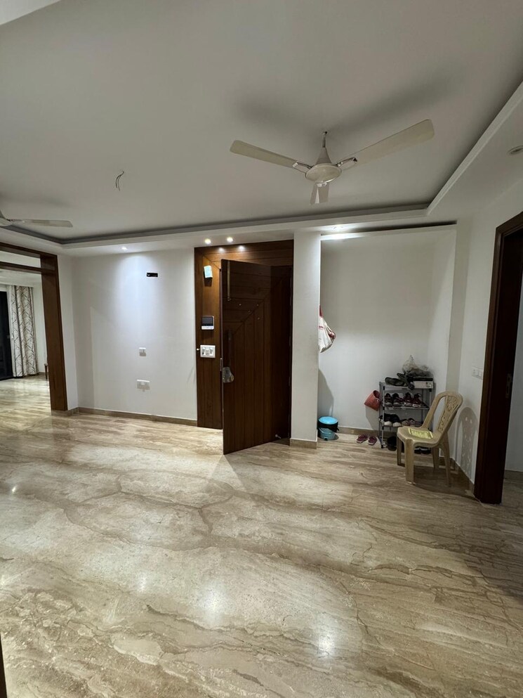 Room, new rajinder nagar 3 Bedroom 850 Sq.Ft. Builder Floor In New Rajinder Nagar Delhi 8926241