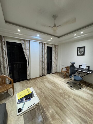 Parking in 3 BHK Builder Floor at New Rajinder Nagar – for Rent