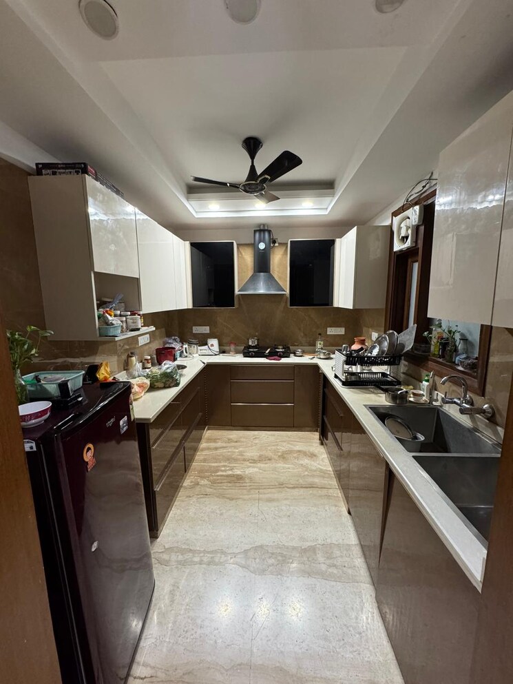 Kitchen, new rajinder nagar 3 Bedroom 850 Sq.Ft. Builder Floor In New Rajinder Nagar Delhi 8926241