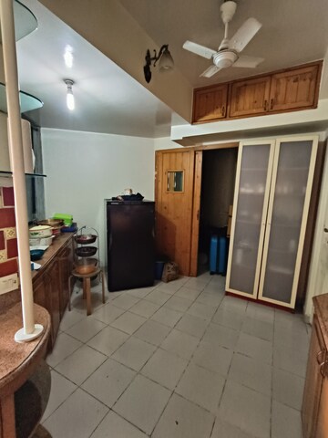 Parking in 3 BHK Apartment at Hiranandani Gardens Solitaire, Powai – for Sale