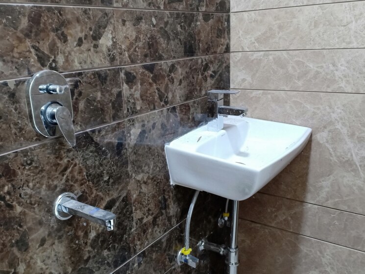 Bathroom, panchsheel vihar 4 Bedroom 1250 Sq.Ft. Apartment In Panchsheel Vihar Delhi 8926250