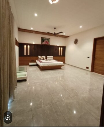 Bedroom in 5 BHK Villa at South Bopal – for Sale