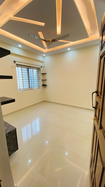 Room in 2 BHK Builder Floor at Kaggadasapura – for Rent