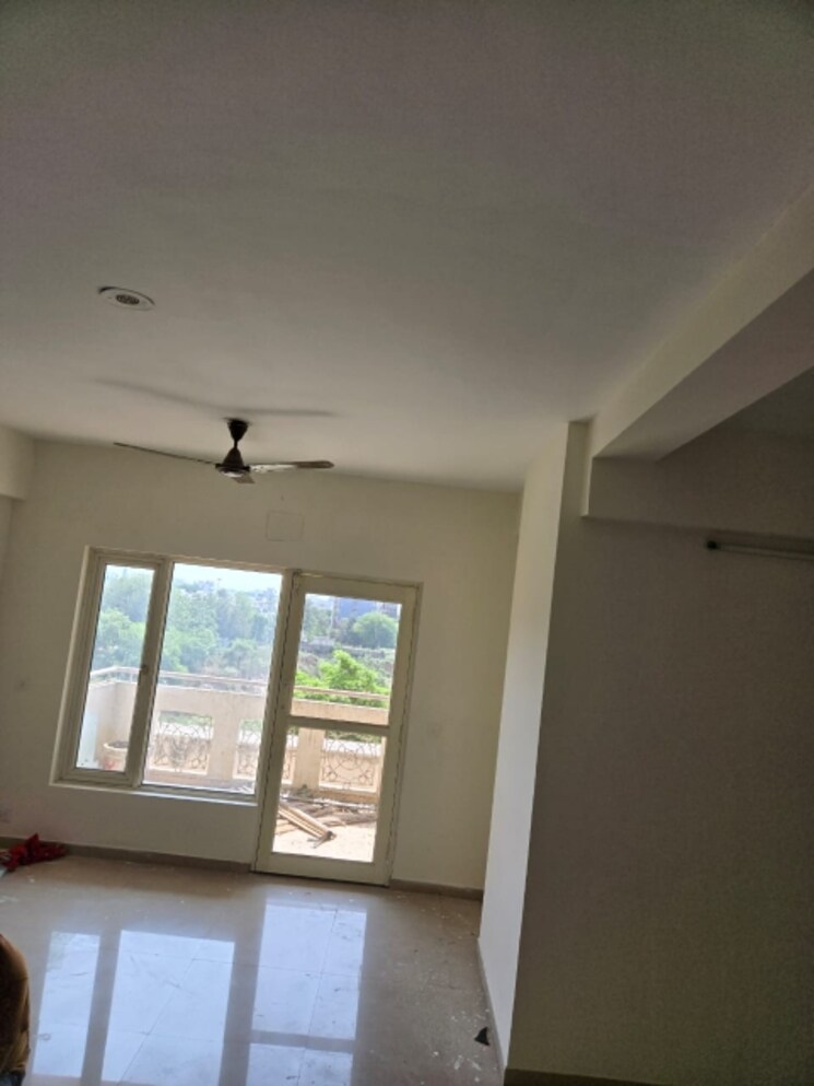 Room, sector 82 3 Bedroom 2040 Sq.Ft. Apartment In Sector 82 Faridabad 8926304